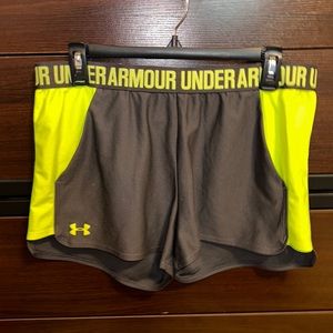 Under Armour Gym Shorts Size M